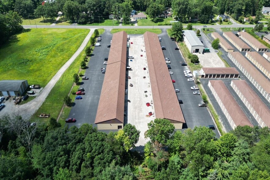 2620 Centennial Rd, Toledo, OH for lease - Building Photo - Image 2 of 2