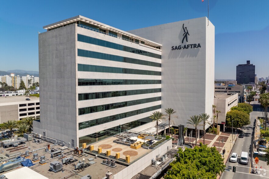 5757 Wilshire Blvd, Los Angeles, CA à louer - Photo principale - Image 1 de 63