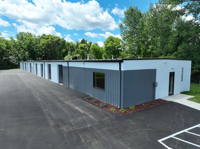 325 Harmon Ave, Lebanon, OH for lease - Building Photo - Image 3 of 11