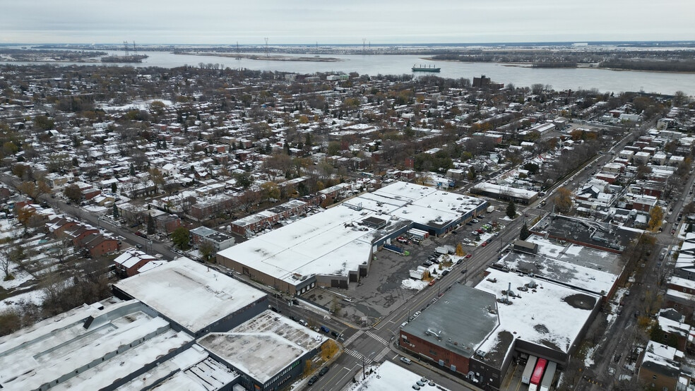 215 Av Marien, Montréal, QC for sale - Building Photo - Image 3 of 16