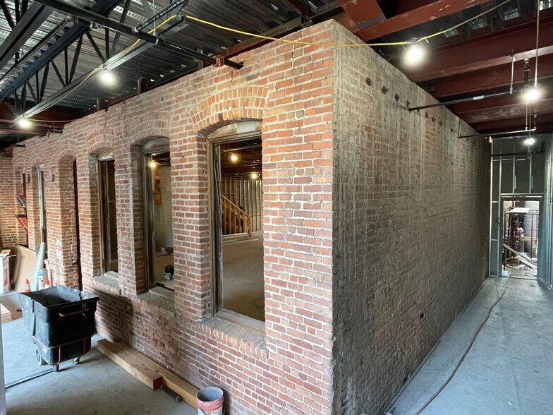 925 Main St, Redwood City, CA for lease - Interior Photo - Image 3 of 9