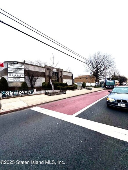 2691 Hylan Blvd, Staten Island, NY for sale - Building Photo - Image 2 of 18