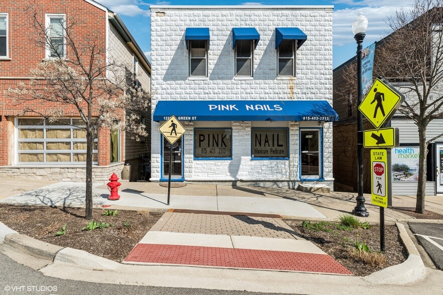 1224 N Green St, Mchenry, IL à vendre - Photo du bâtiment - Image 2 de 14