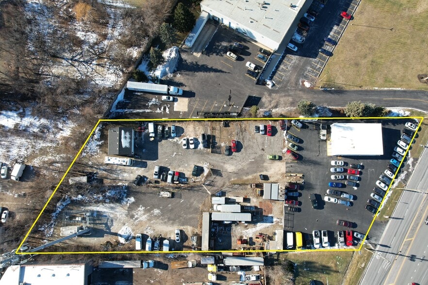 25W319 Lake St, Roselle, IL for sale - Building Photo - Image 3 of 3