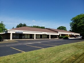 265-297 N Main St, Munroe Falls, OH for lease Interior Photo- Image 2 of 2