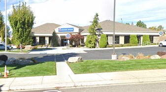 255 Rock Island Rd, East Wenatchee WA - Services immobiliers commerciaux