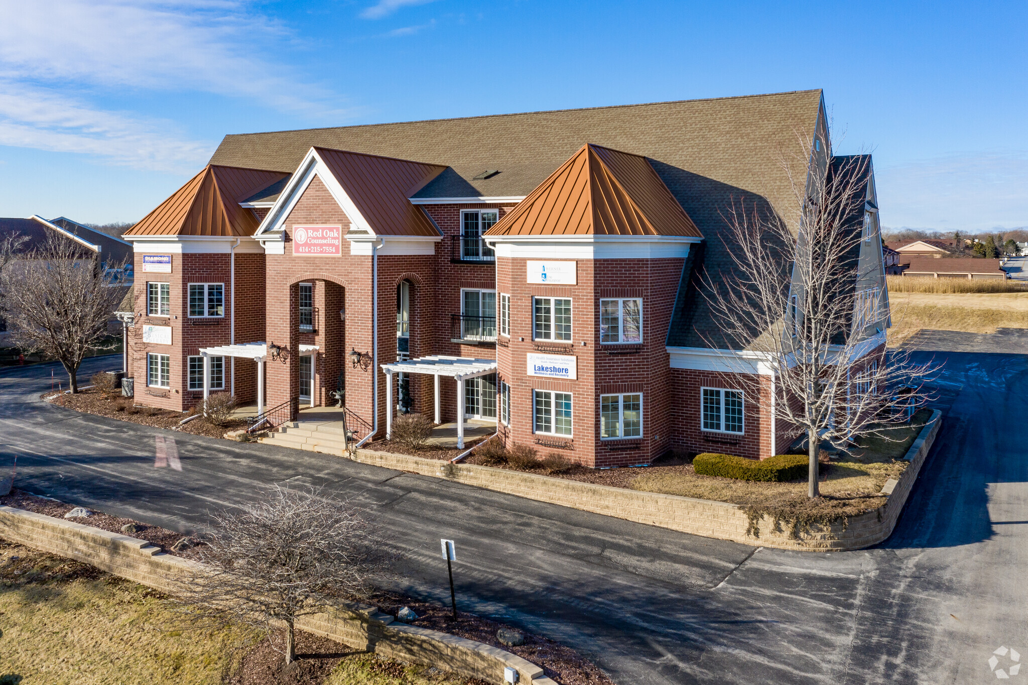 8825 S Howell Ave, Oak Creek, WI for sale Primary Photo- Image 1 of 1