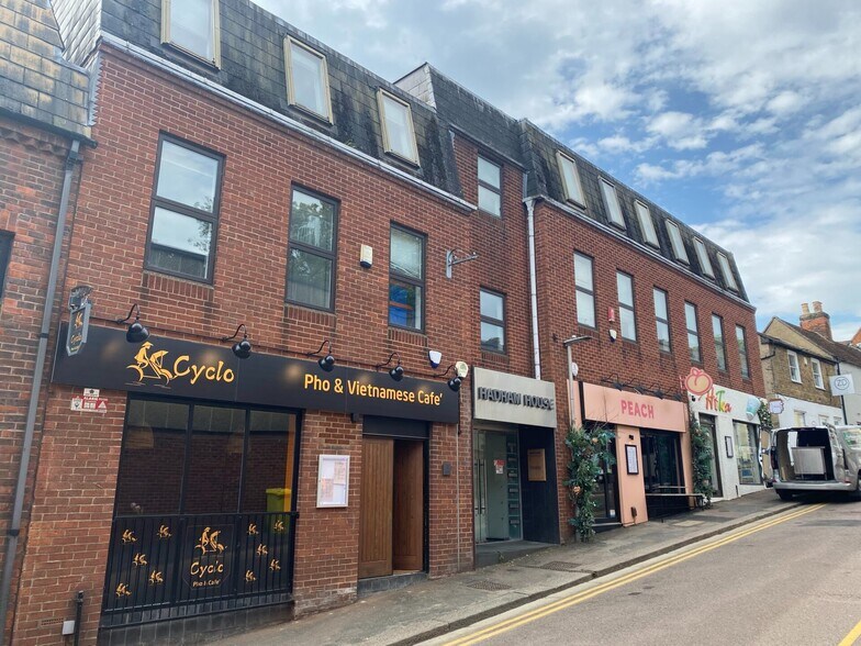 3-7 Church St, Bishop's Stortford à louer - Photo du bâtiment - Image 2 de 4