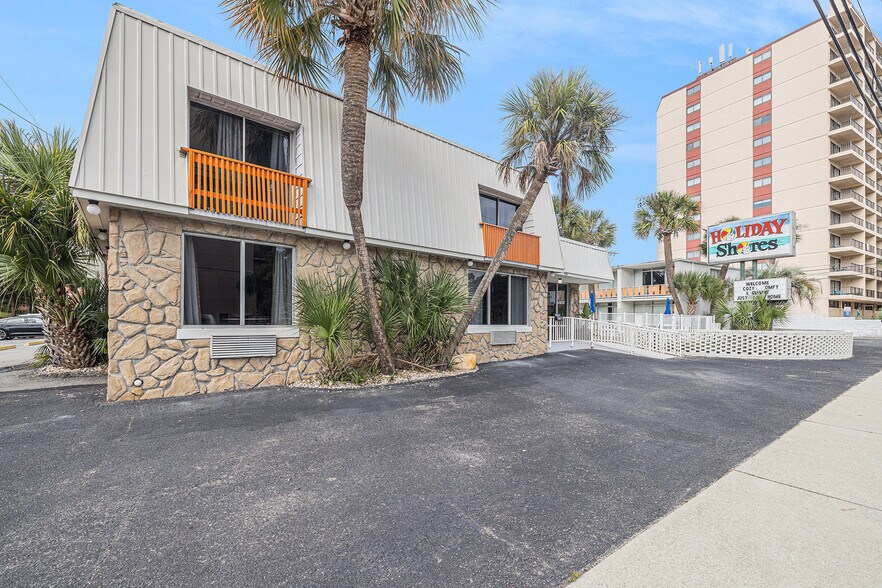 7501 N Ocean Blvd, Myrtle Beach, SC à vendre - Photo du bâtiment - Image 2 de 29