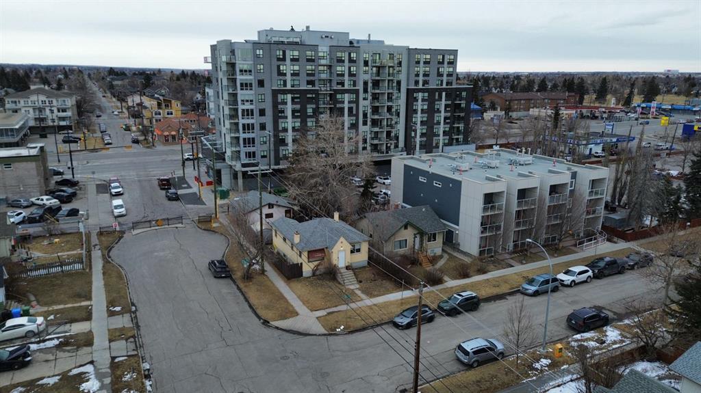 202 15 Av NE, Calgary, AB for sale Aerial- Image 1 of 3
