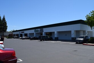 2542 Patterson Rd, Riverbank, CA for lease Interior Photo- Image 1 of 4