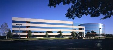 150 Motor Pkwy, Hauppauge, NY à louer Photo du bâtiment- Image 1 de 16