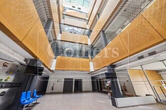 Office in Marseille for lease Building Photo- Image 2 of 10