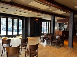 60-68 Wallingford Sq, Kittery, ME à louer Photo intérieure- Image 1 de 9