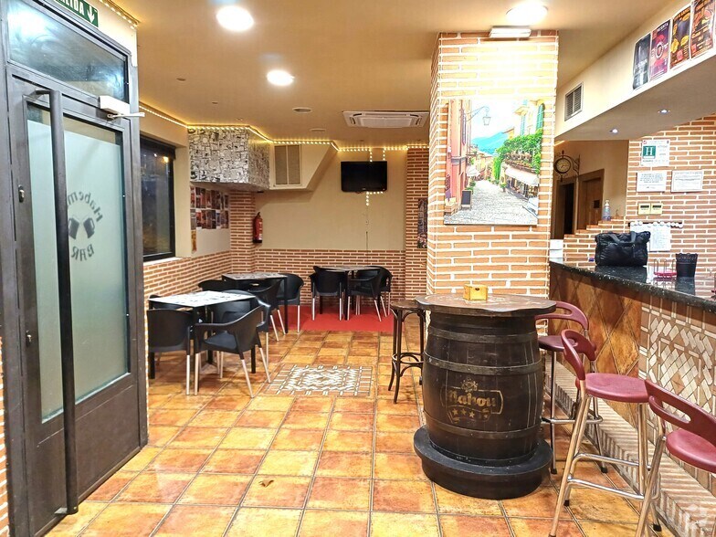 Immeuble residentiel dans Daganzo de Arriba, Madrid à vendre - Photo intérieure - Image 1 de 1