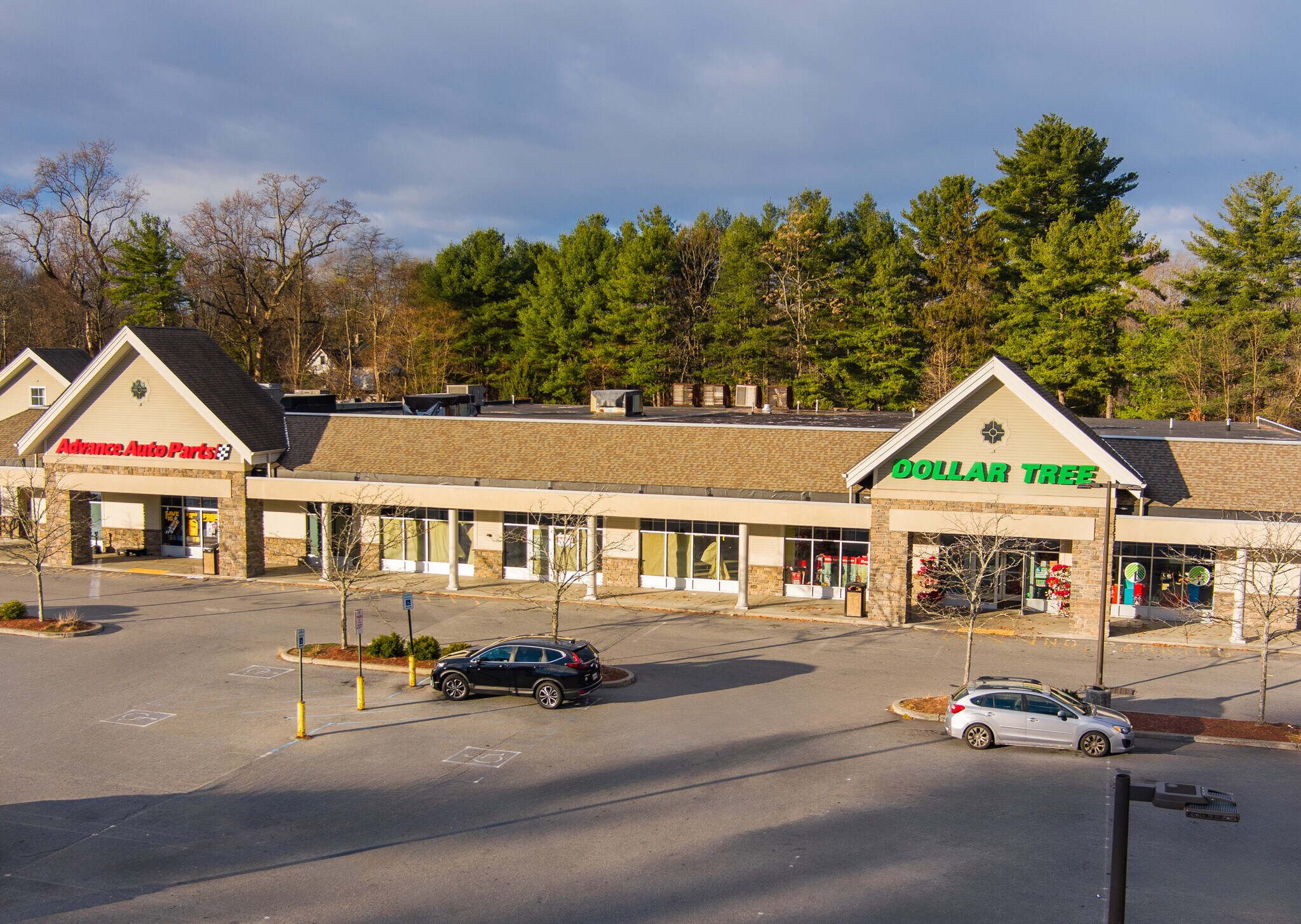 3999-4001 Albany Post Rd, Hyde Park, NY à louer Photo principale- Image 1 de 9