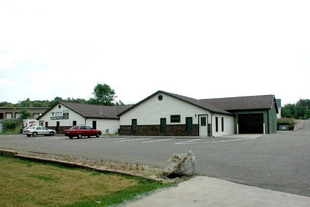 422 E Cork St, Kalamazoo, MI for lease - Building Photo - Image 3 of 5