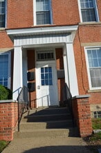 1198 3rd St, Beaver, PA à louer Photo intérieure- Image 2 de 7