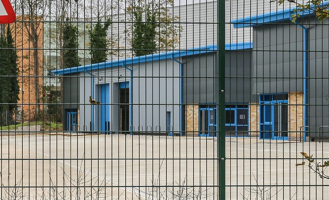 More details for Colne Bridge Rd, Huddersfield - Industrial for Lease