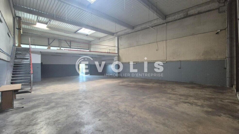 Flex in Mareuil-lès-Meaux for lease - Building Photo - Image 2 of 13