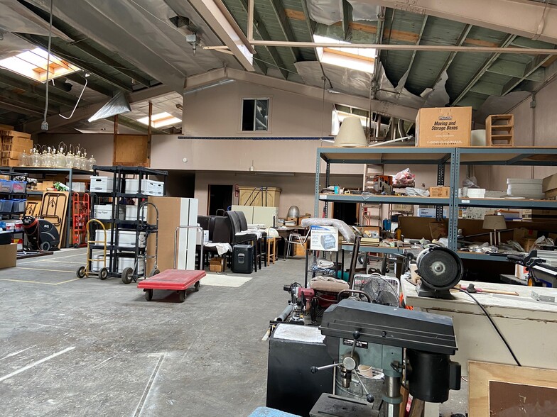 5440 Alhambra Ave, Los Angeles, CA à louer - Photo du bâtiment - Image 3 de 21