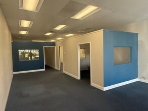 1717 Oakdale Rd, Modesto, CA for lease Interior Photo- Image 2 of 5