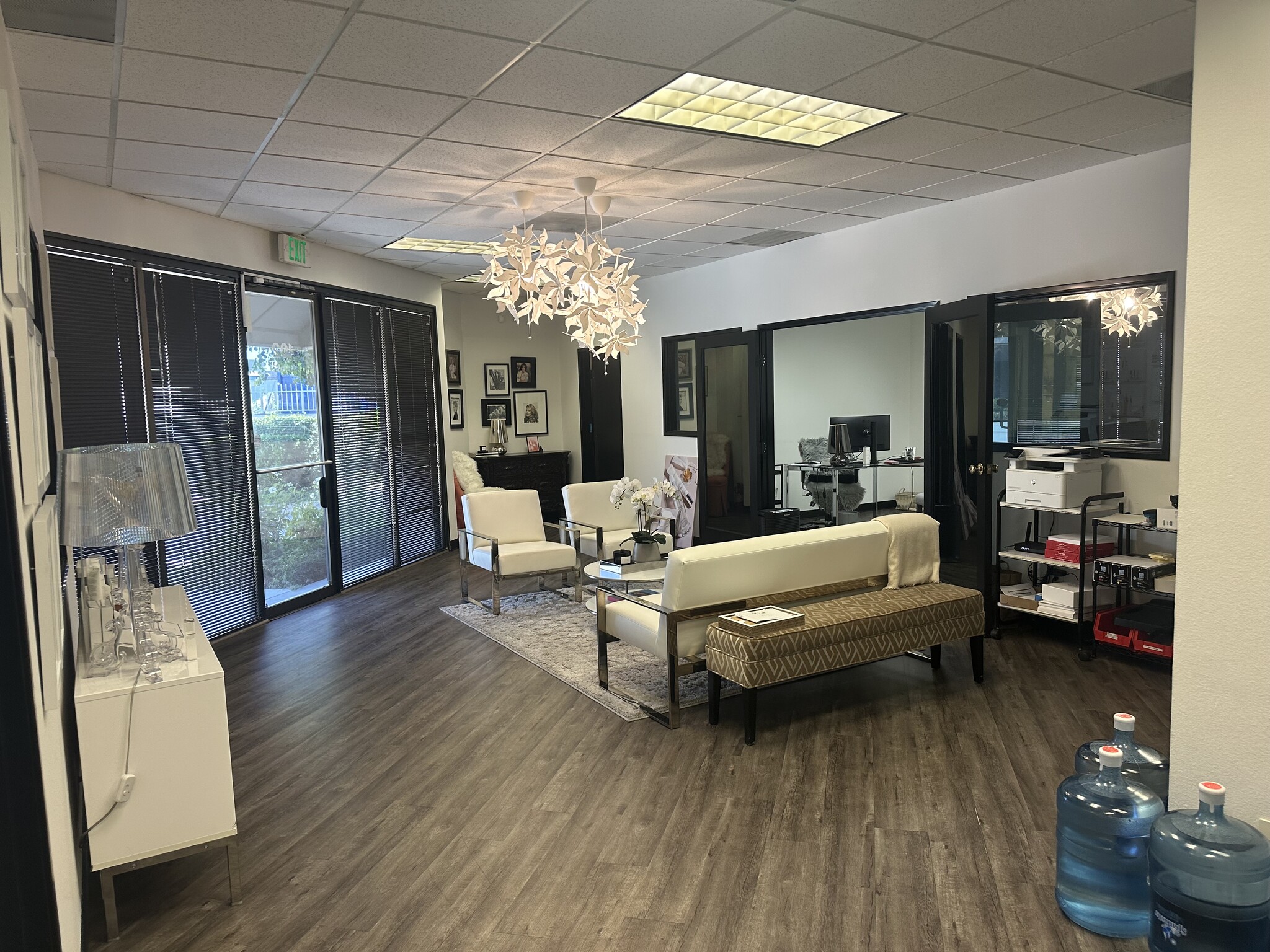 6914 Canby Ave, Reseda, CA à louer Photo intérieure- Image 1 de 7