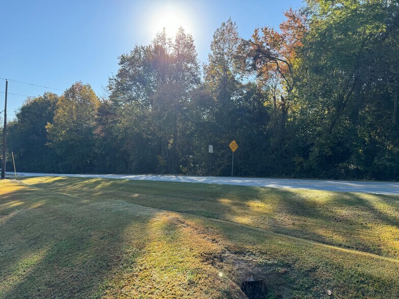 1202 Mt Zion Rd, Carrollton, GA à vendre - Photo du bâtiment - Image 3 de 7