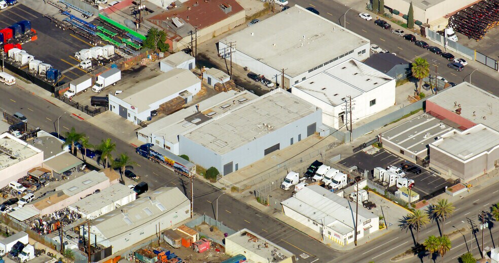 1317 Cota Ave, Long Beach, CA à louer - Photo du bâtiment - Image 1 de 9