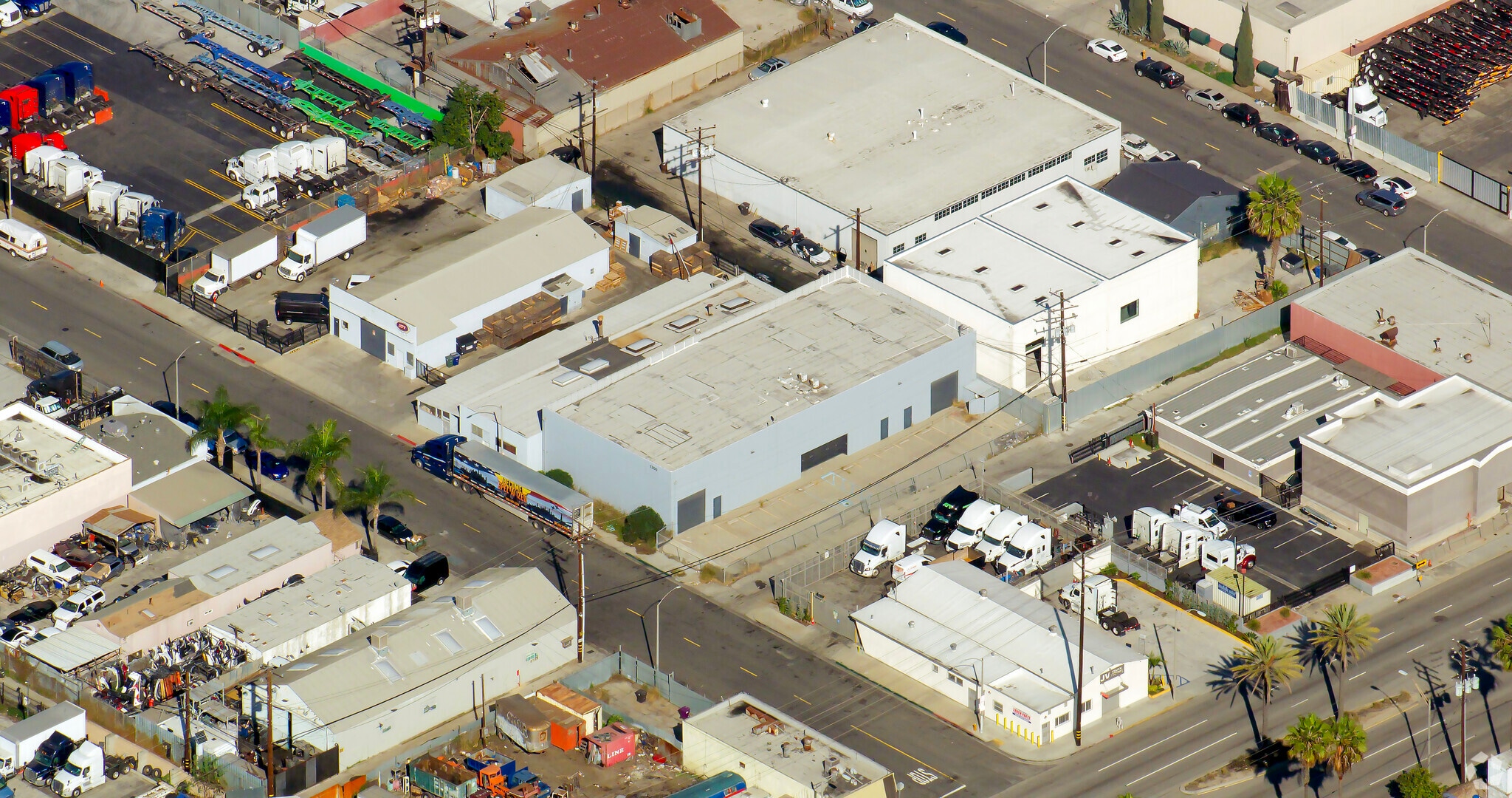 1317 Cota Ave, Long Beach, CA for lease Building Photo- Image 1 of 10