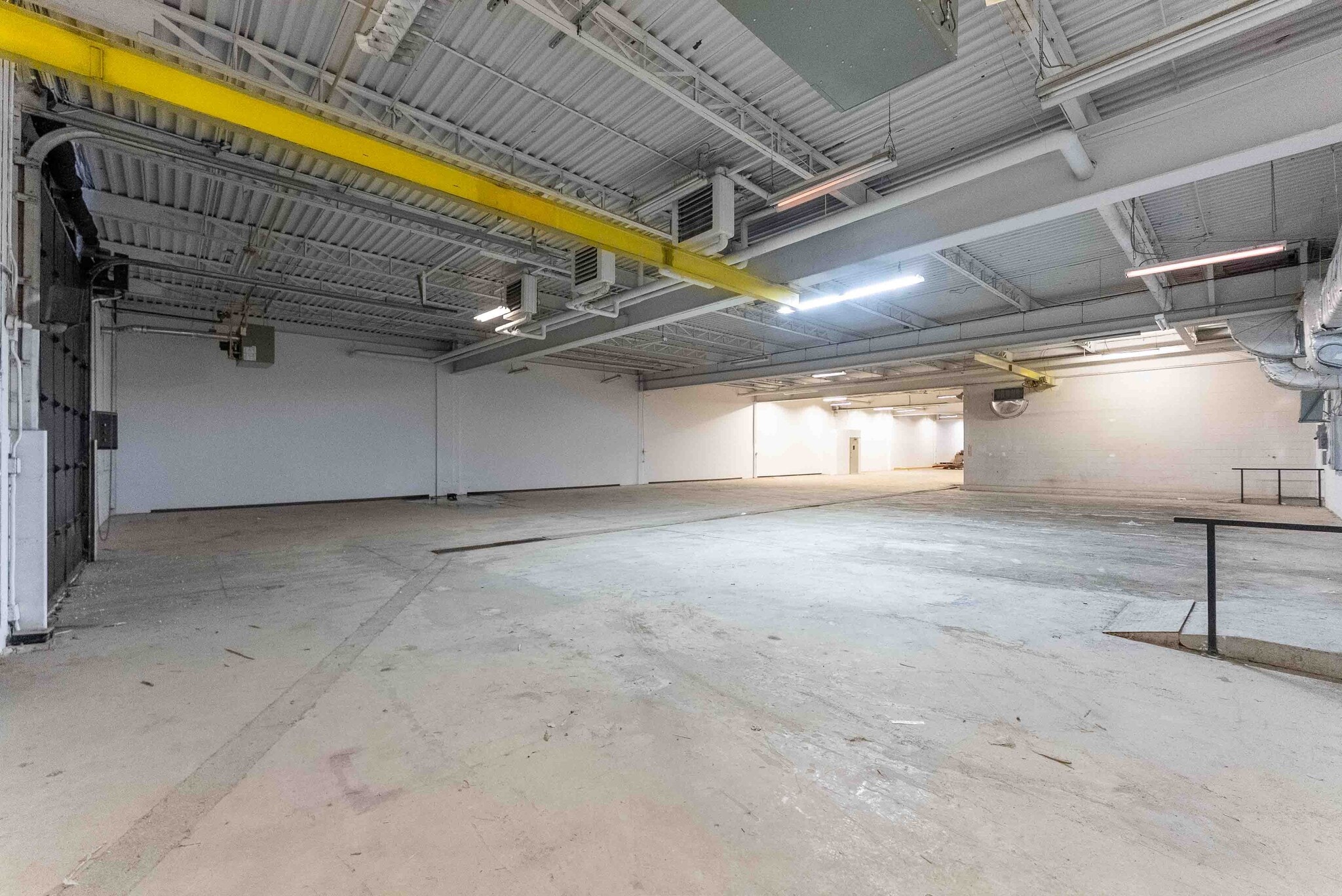 360 Mountain St, Sudbury, ON à louer Photo intérieure- Image 1 de 20