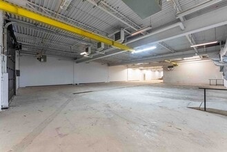 360 Mountain St, Sudbury, ON à louer Photo intérieure- Image 1 de 20