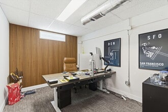 324 Park Central W, Springfield, MO for lease Interior Photo- Image 1 of 4