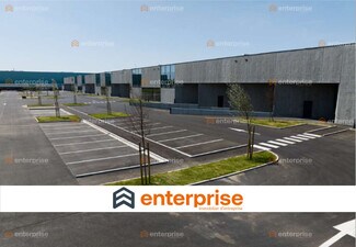 Plus de détails pour Local d'activités à louer