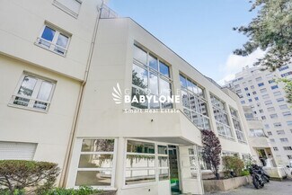 Plus de détails pour Bureau à vendre