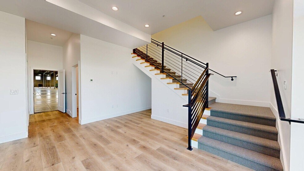 1564 250 W, Spanish Fork, UT à vendre - Numérisation 3D de Matterport - Image 3 de 27