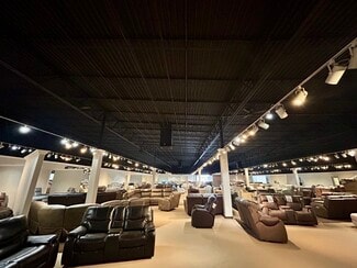 More details for 2045 W Briggsmore Ave, Modesto, CA - Retail for Lease