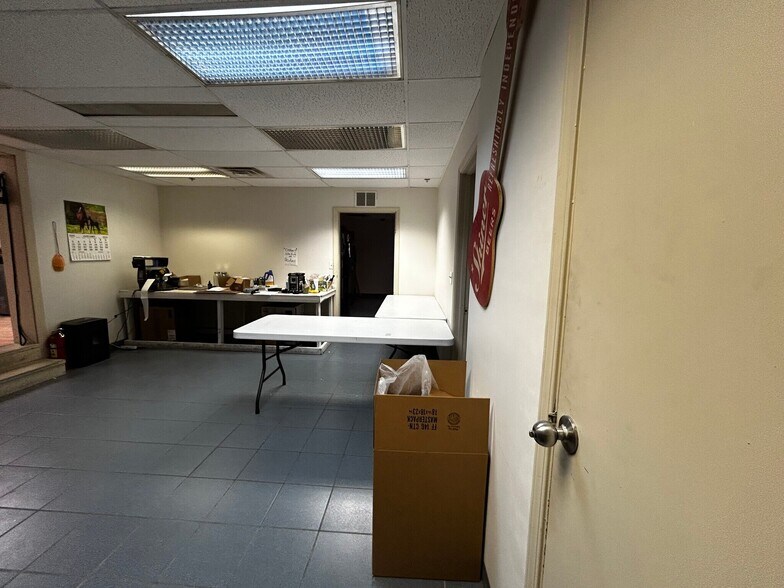 325 Jay St, Coldwater, MI à louer - Photo du bâtiment - Image 2 de 34