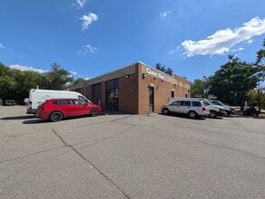 2811 Merrilee Dr, Fairfax, VA for lease Building Photo- Image 1 of 7