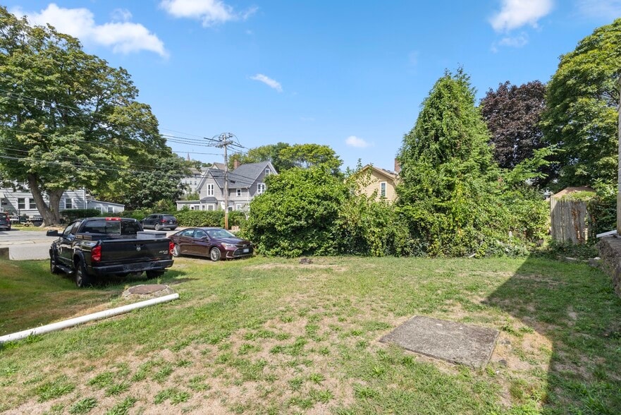 134 Duke St, East Greenwich, RI for sale - Building Photo - Image 3 of 17