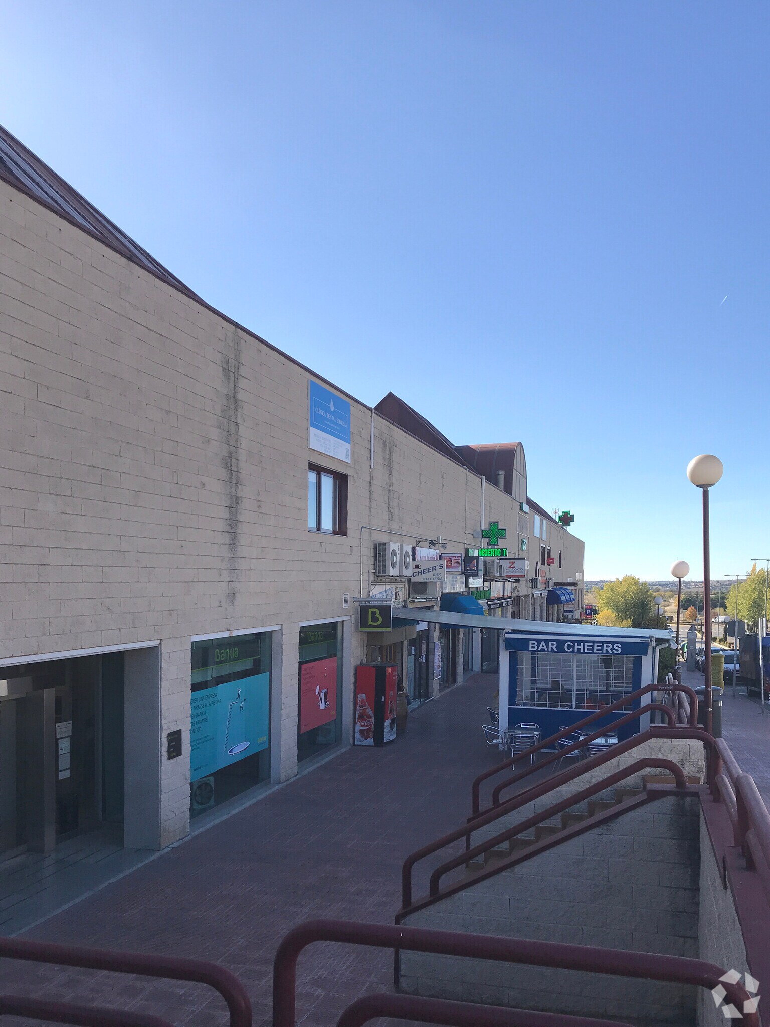 Retail in Las Rozas de Madrid, Madrid for sale Building Photo- Image 1 of 2