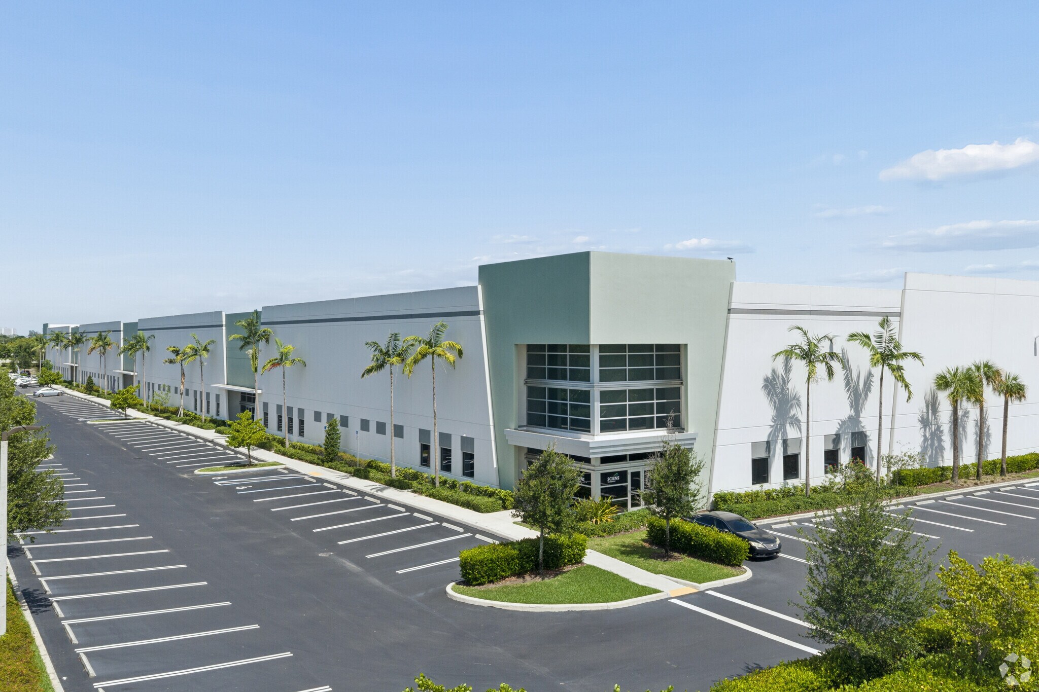 600 Hillsboro Technology Dr, Deerfield Beach, FL à louer Photo principale- Image 1 de 10