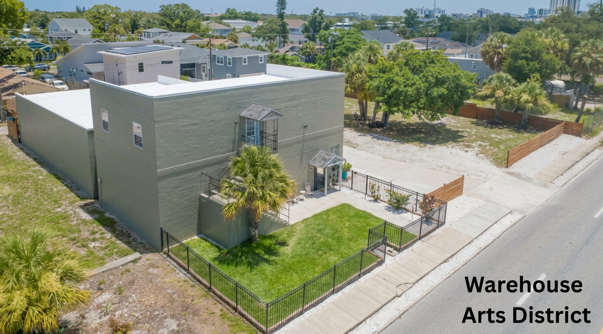2447 5th Ave S, Saint Petersburg, FL à vendre Photo du bâtiment- Image 1 de 17