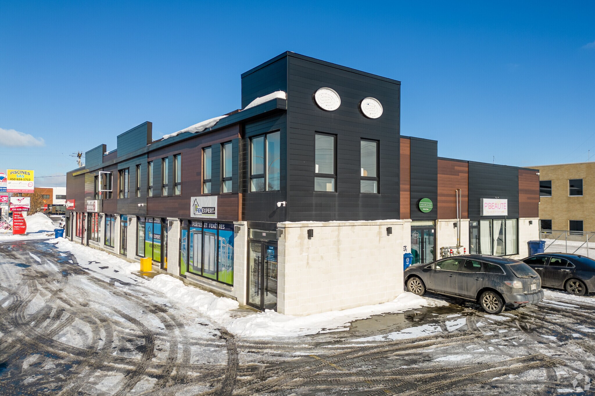 328A Boul Du Curé-Labelle, Labelle, QC for sale Primary Photo- Image 1 of 1