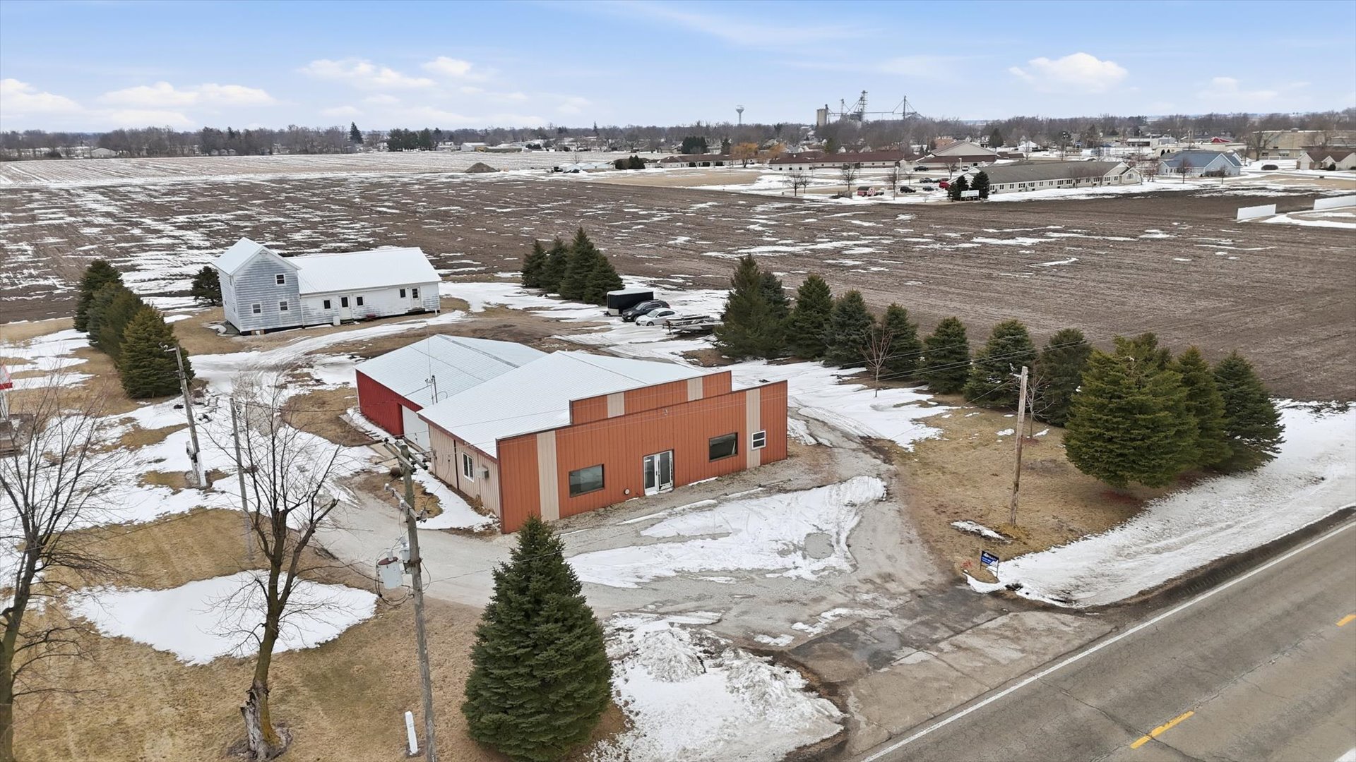 1275 E State IL-49, Cissna Park, IL à vendre Photo principale- Image 1 de 6