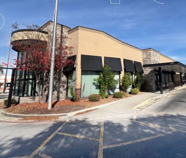 18310 Blanco Rd, San Antonio, TX for lease Primary Photo- Image 1 of 3