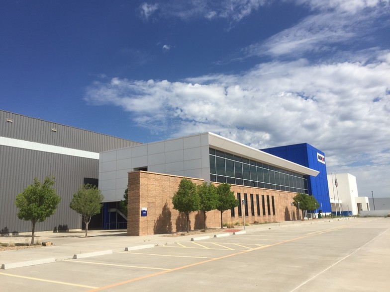 1915 Benchmark St, Amarillo, TX for sale - Building Photo - Image 1 of 1