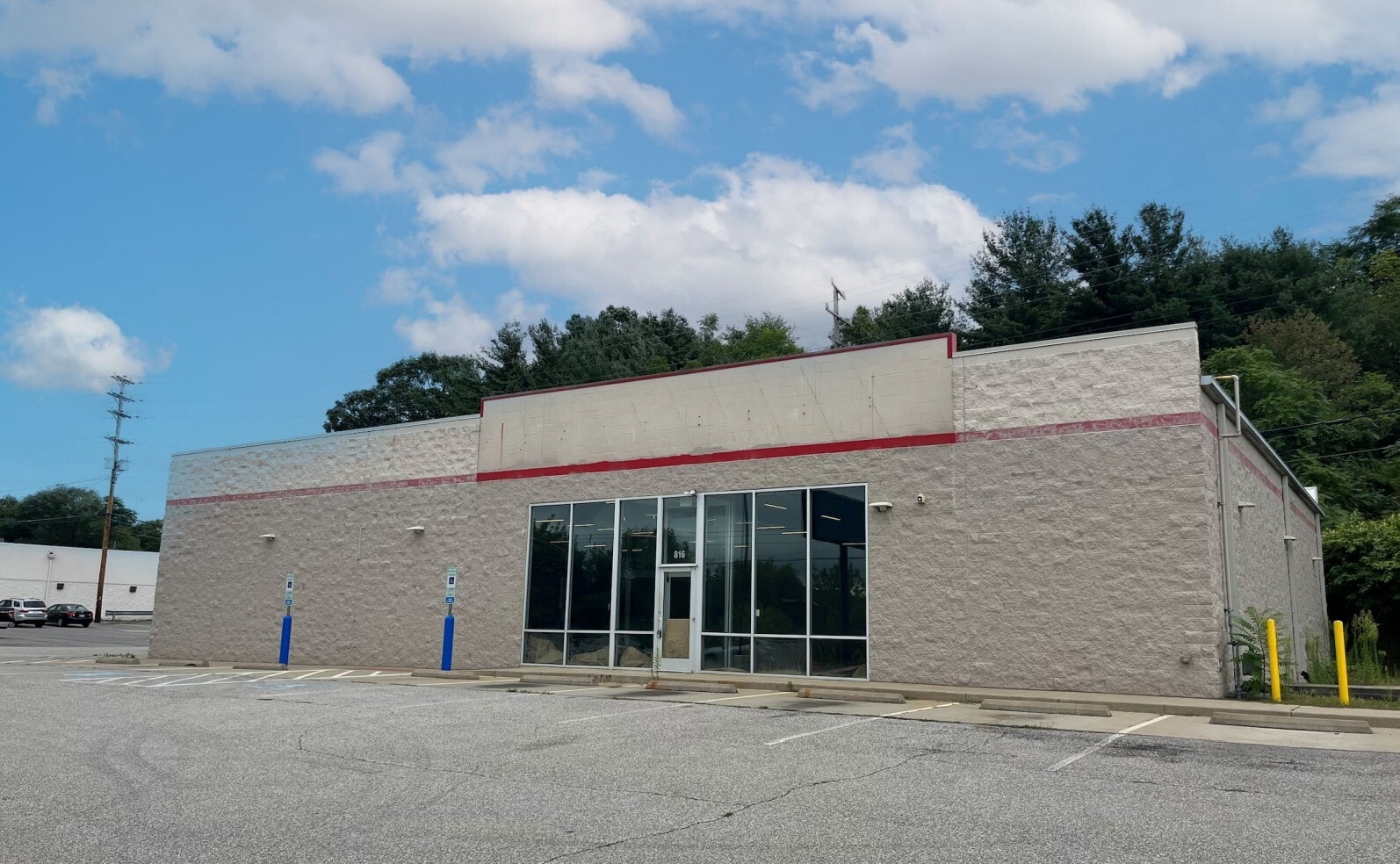 816 Ohio River Blvd, Rochester, PA for lease Primary Photo- Image 1 of 2