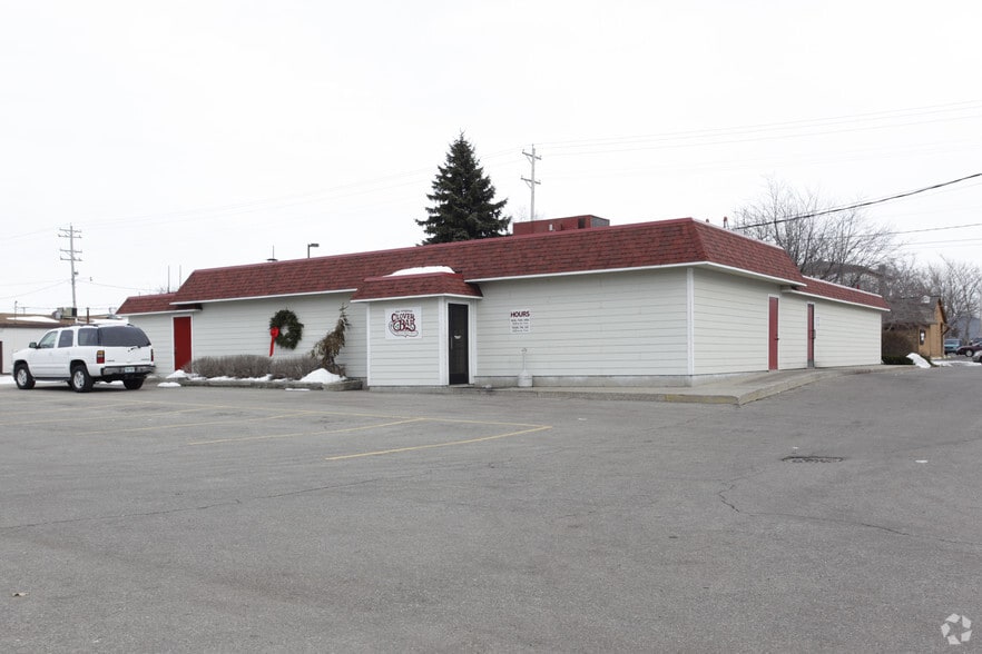 601 S Beechtree St, Grand Haven, MI for sale - Building Photo - Image 2 of 2