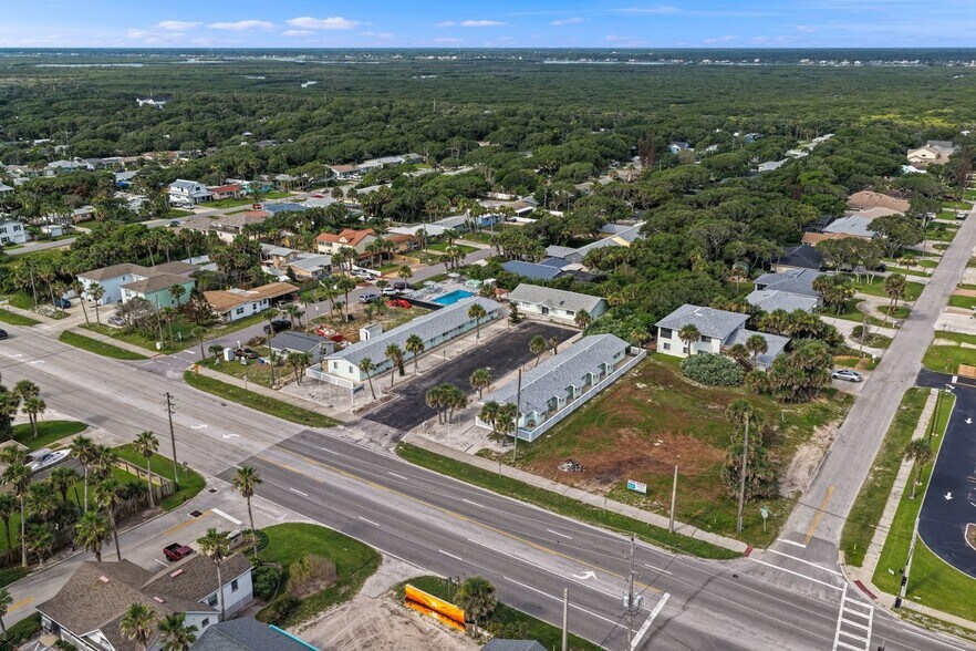 1708 S Atlantic Ave, New Smyrna Beach, FL à vendre - Photo du bâtiment - Image 2 de 79